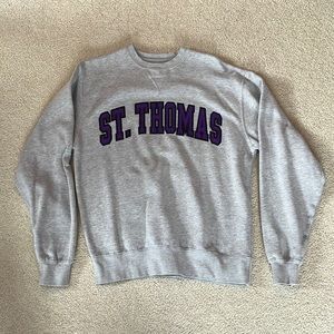 St.Thomas University sweatshirt